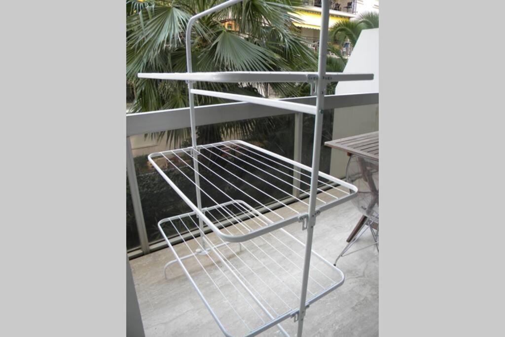 app Le Rocazur avec piscine et parking en bord de mer à 500M du centre ville Menton Exterior foto